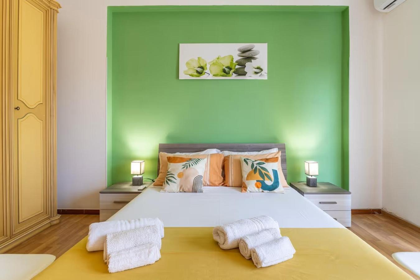 Casa Sicilia - Riviera Sicily Beach Guest House Донналуката Экстерьер фото